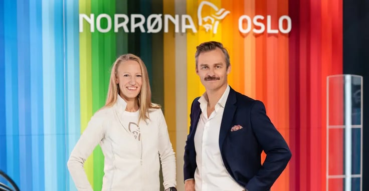 Birgitte Gran Fjellstad, CFO at Norrøna, with a Semine representative in front of Norrøna's Oslo store. Norrøna uses the AI-solution SEMINE to automate its finance department and streamline invoice processing